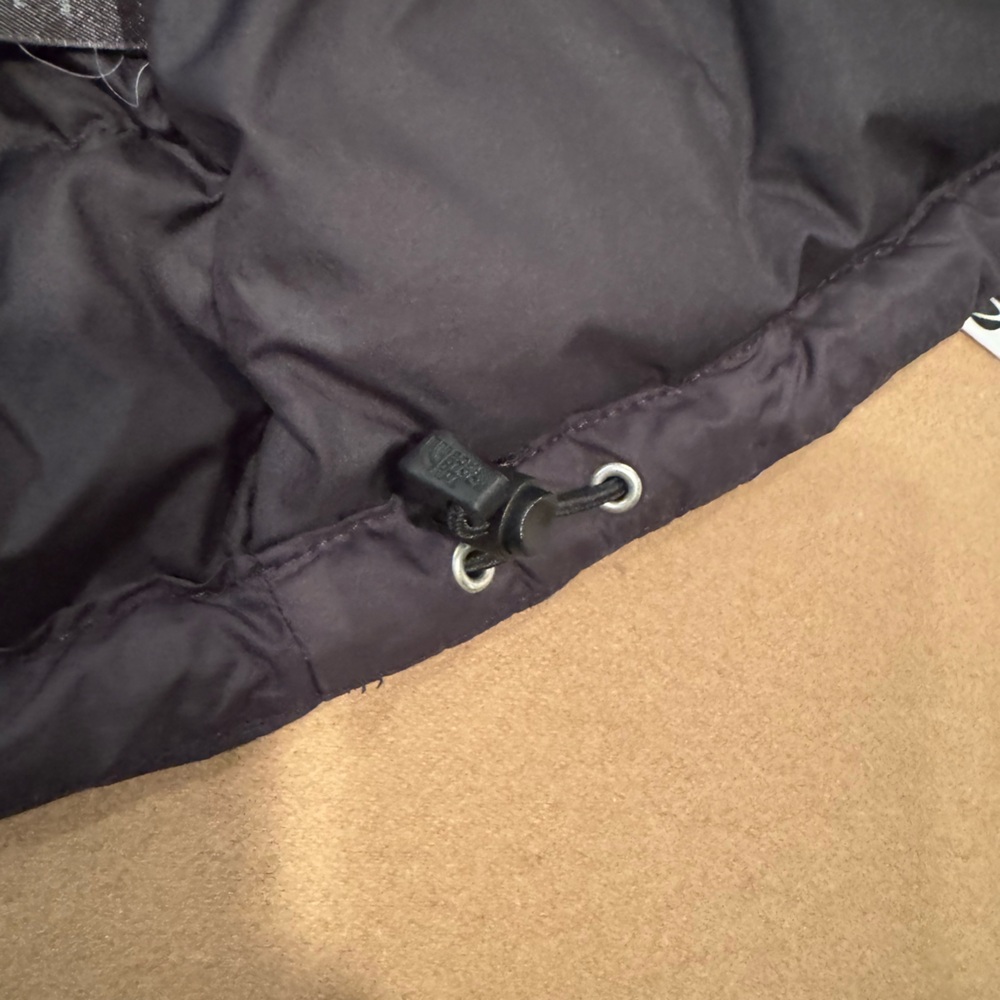 The North Face Women’s 700 Down Filled Puffer Jacket- Size Small - Picture 9 of 15